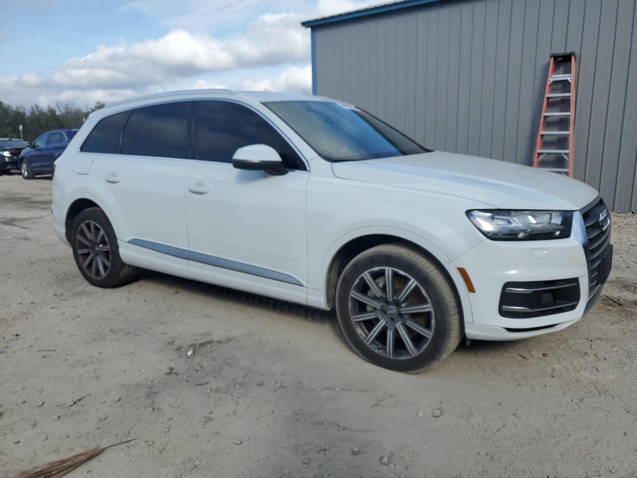 2017 Audi Q7 - Image 4