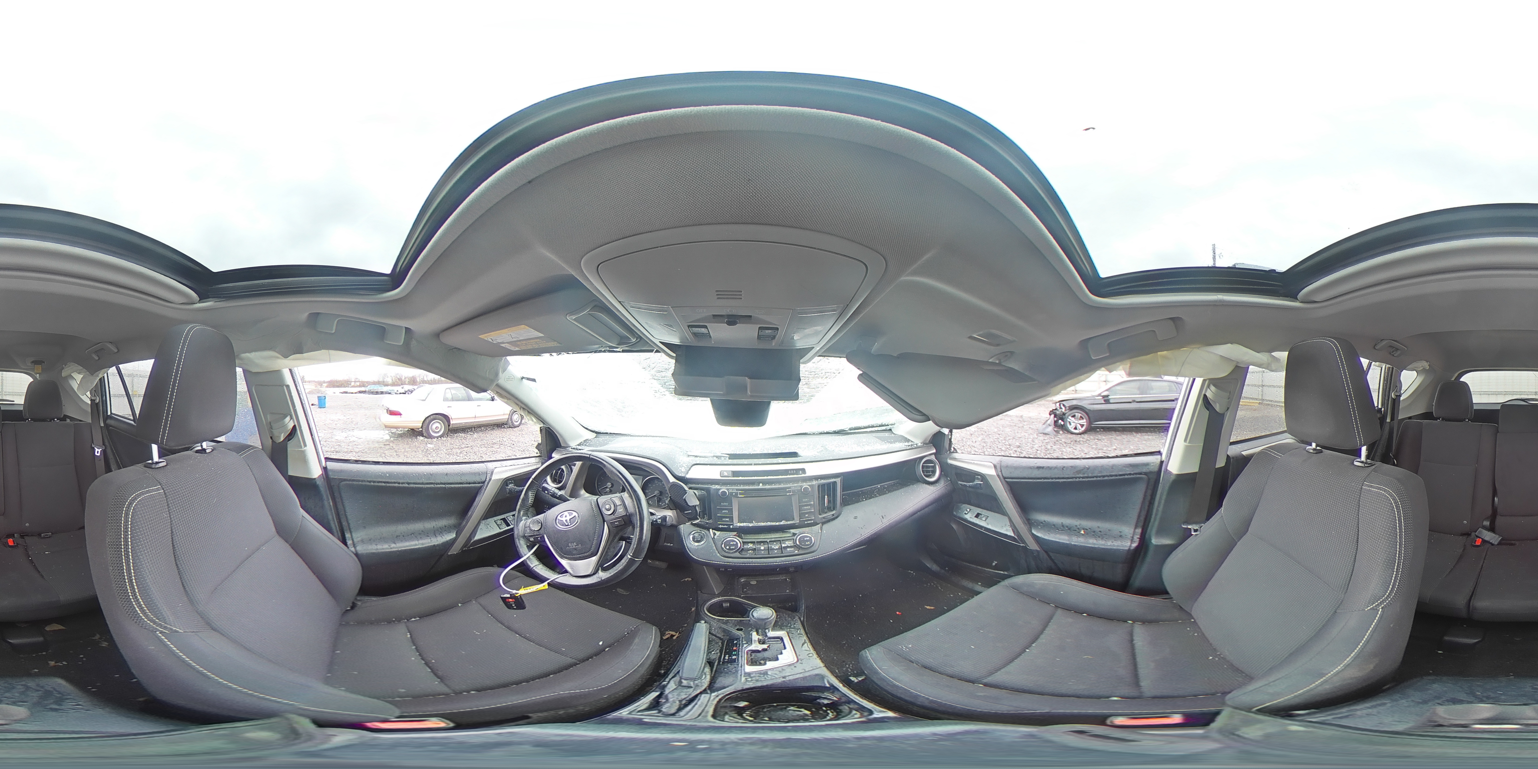 2018 Toyota RAV 4 - Image 14