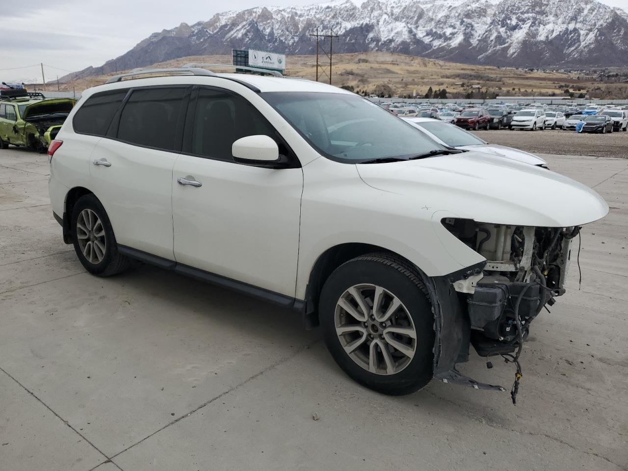 2015 Nissan Pathfinder - Image 4