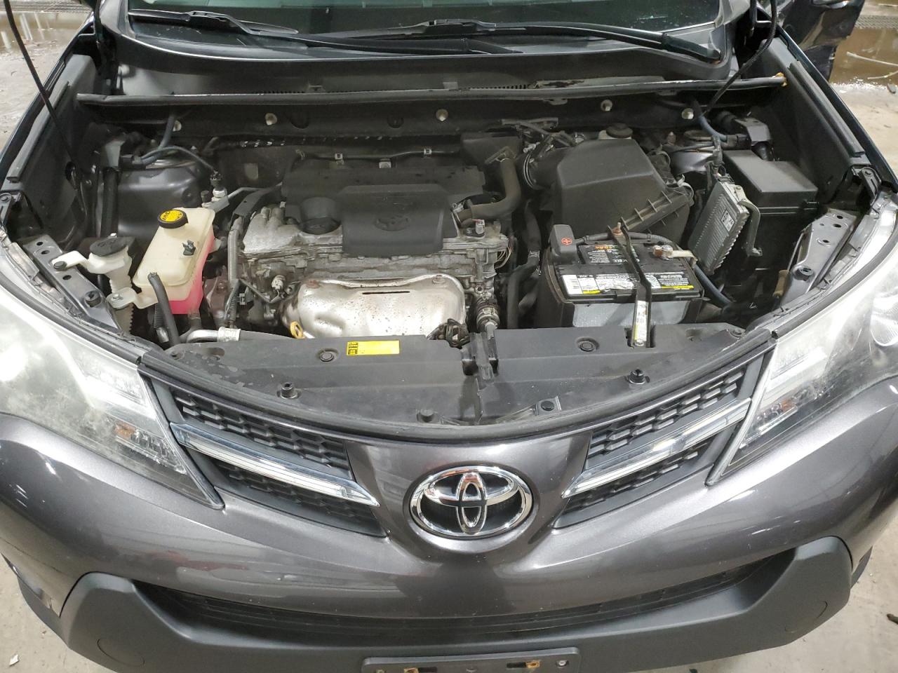 2013 Toyota RAV 4 - Image 13