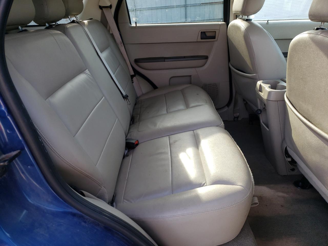 2008 Ford Escape - Image 12