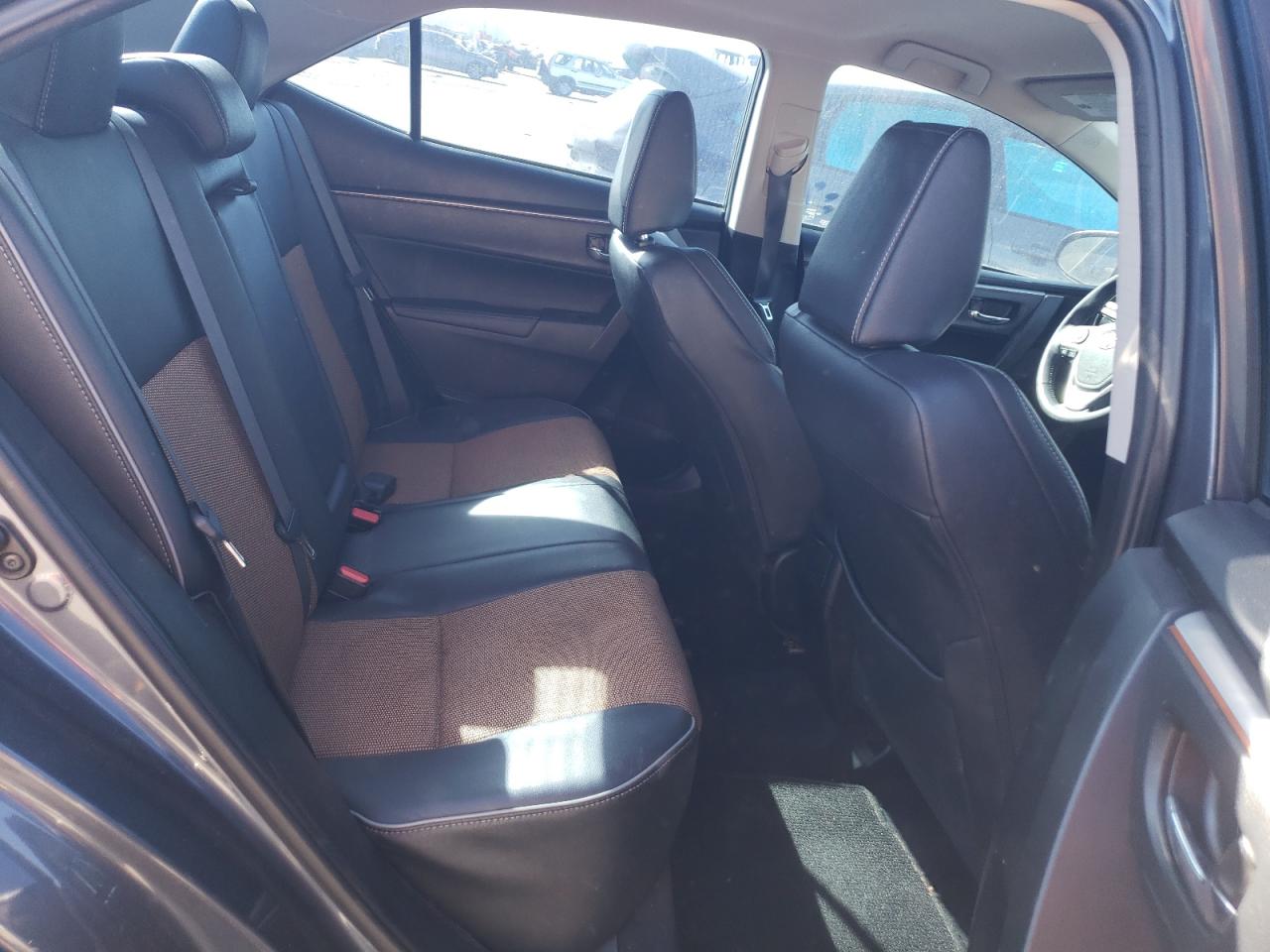 2015 Toyota Corolla - Image 10