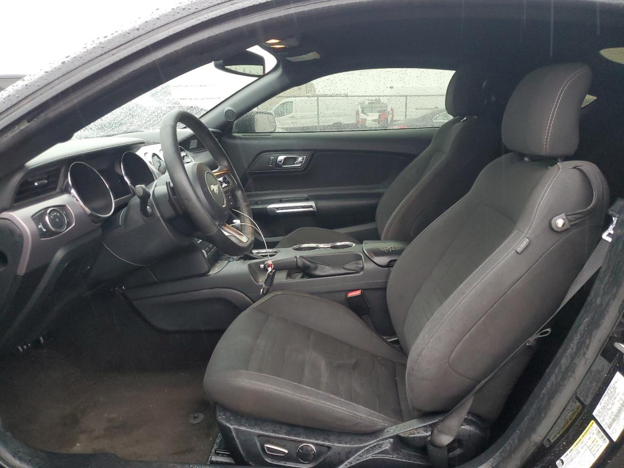 2015 Ford Mustang - Image 7