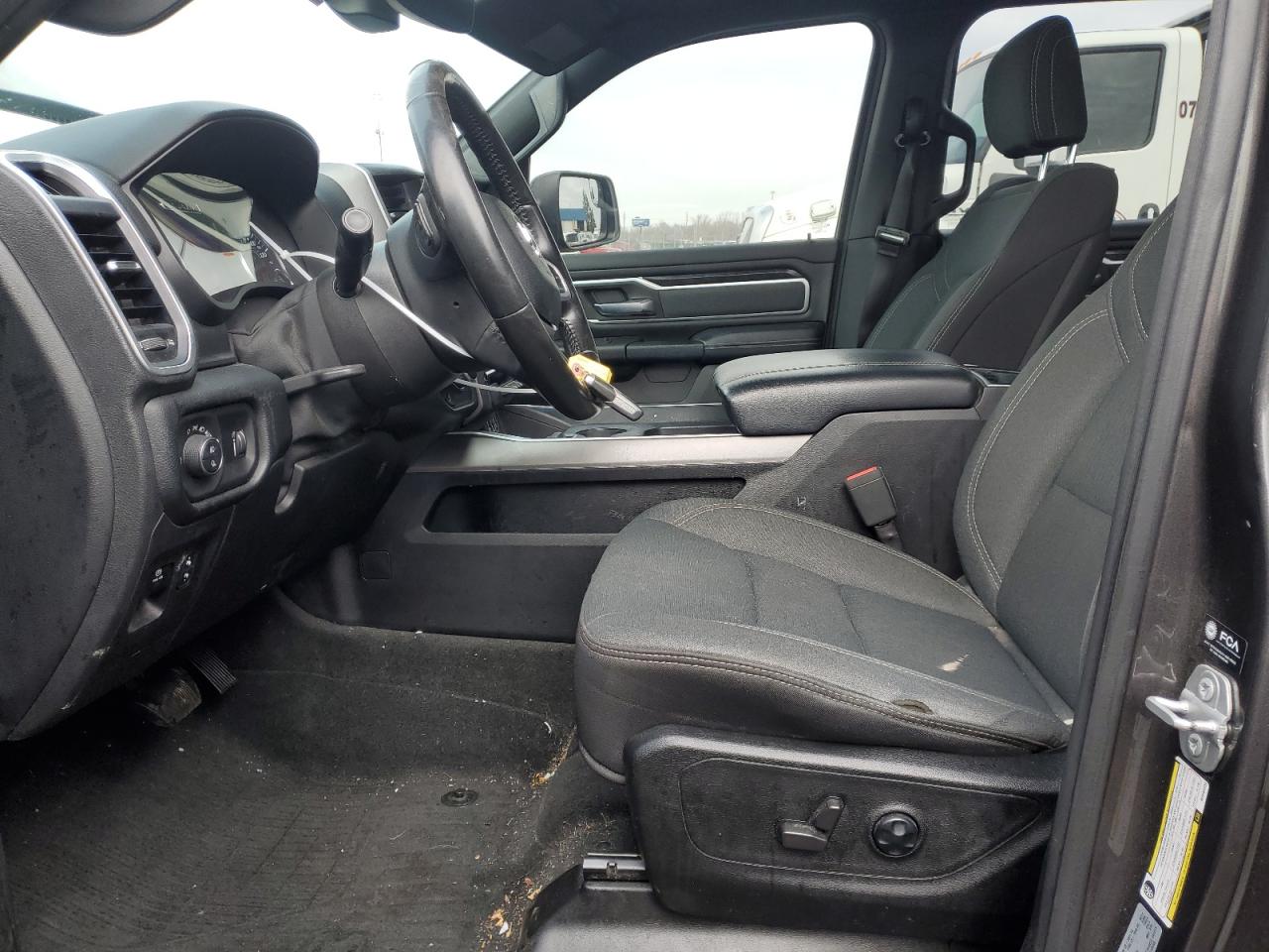 2021 RAM 1500 - Image 7