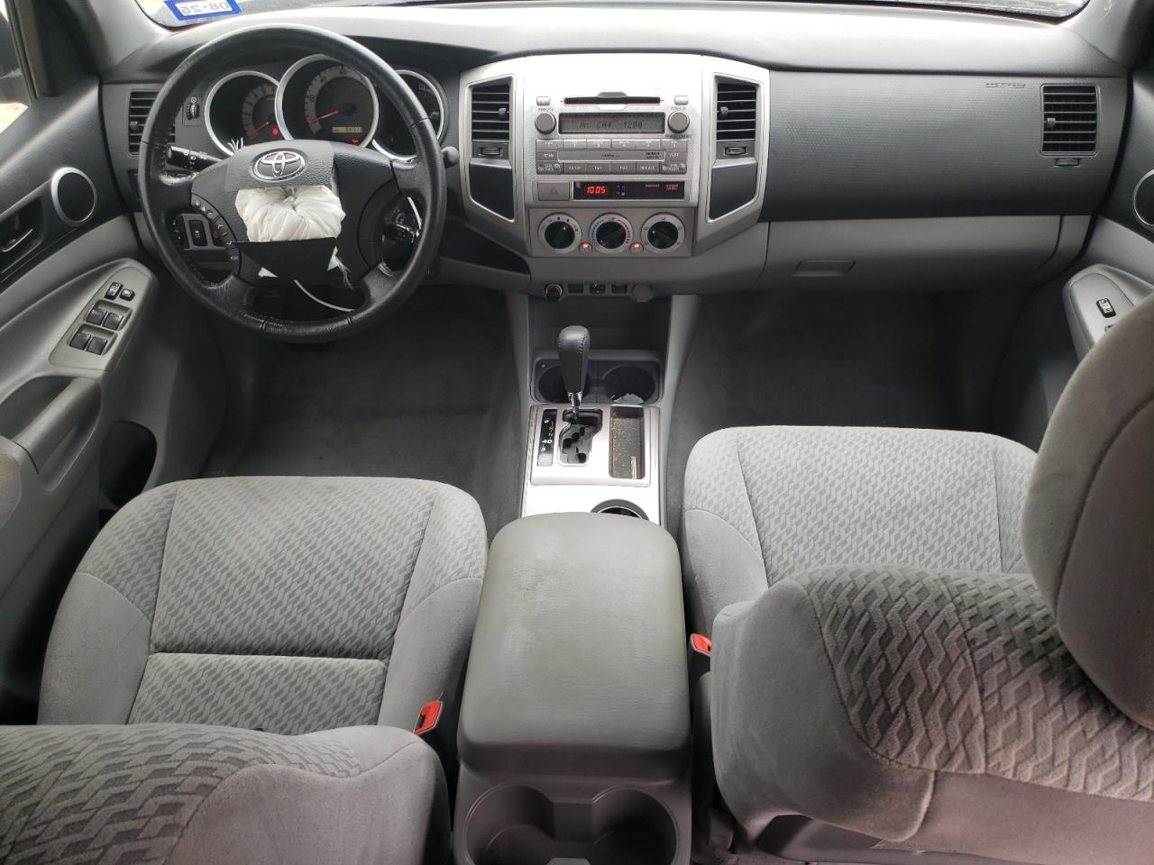 2011 Toyota Tacoma - Image 8
