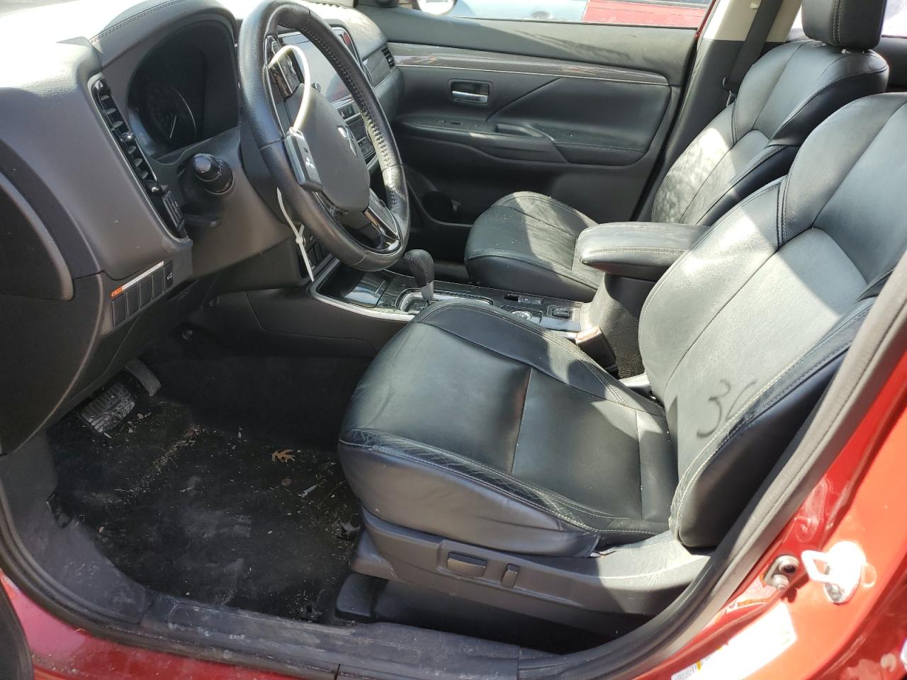 2019 Mitsubishi Outlander - Image 7