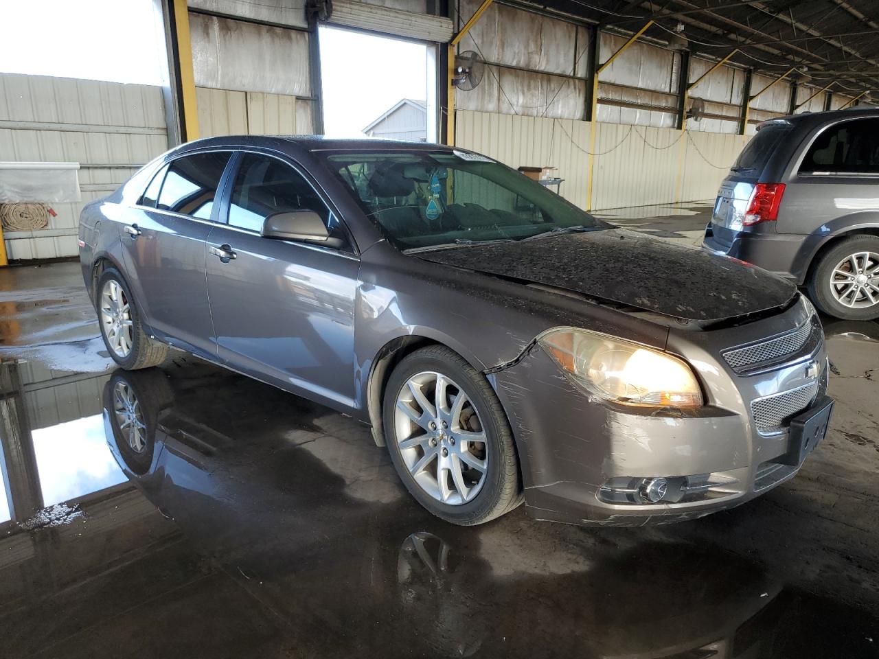 2010 Chevrolet Malibu - Image 4