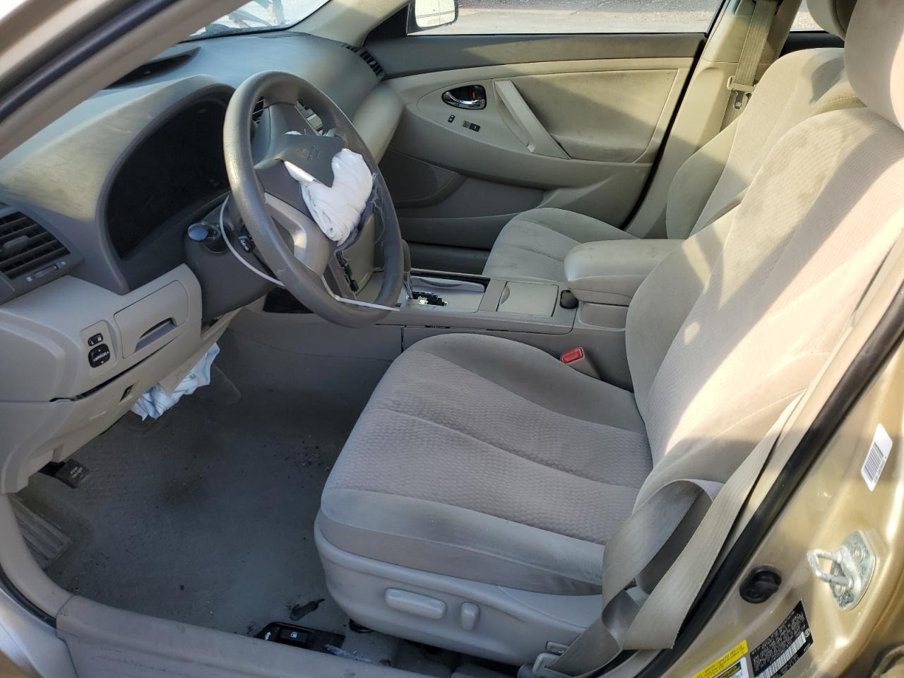 2011 Toyota Camry - Image 7