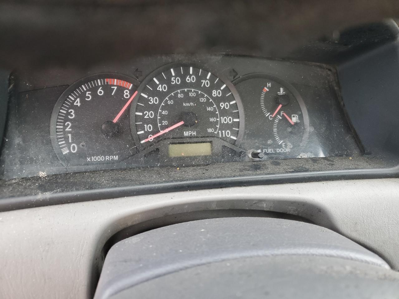 2004 Toyota Corolla - Image 9