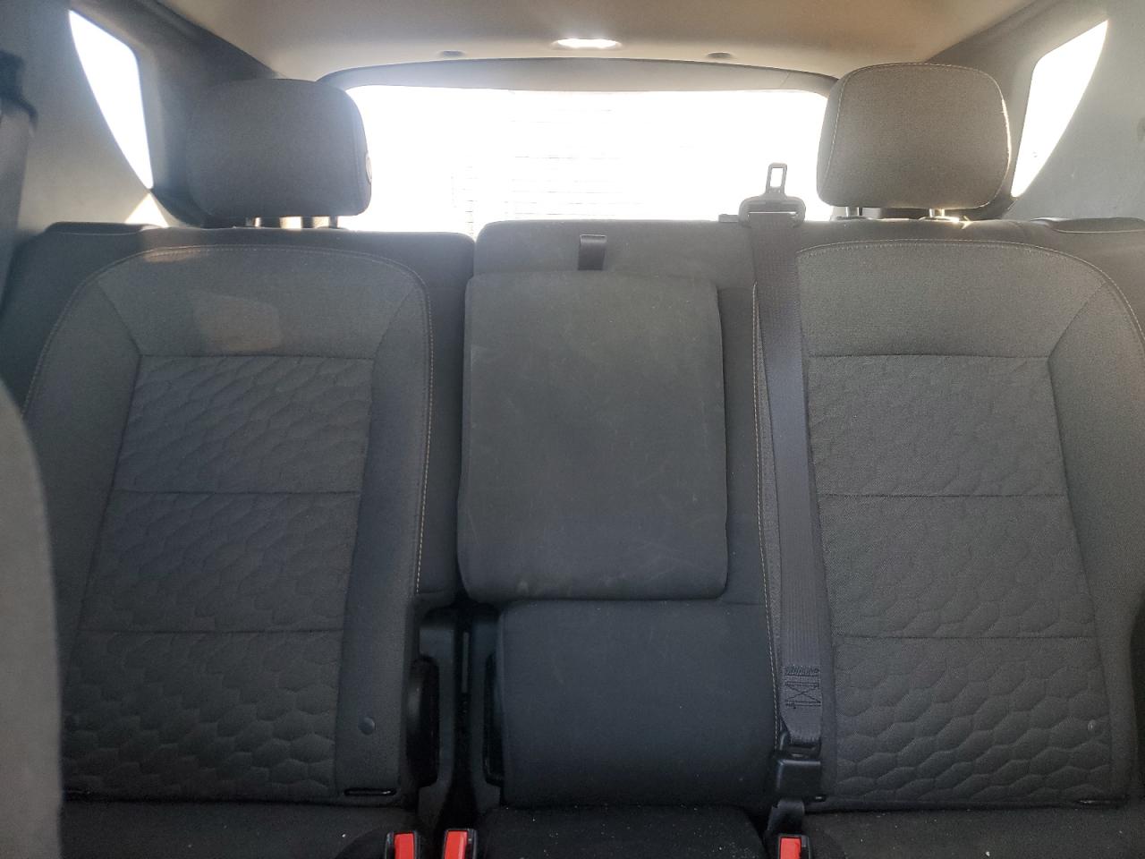 3GNAXKEV4LL198676 CHEVROLET EQUINOX 2020