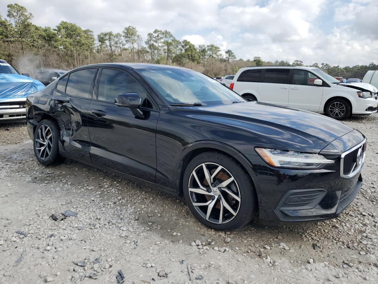 2020 Volvo S60 - Image 4