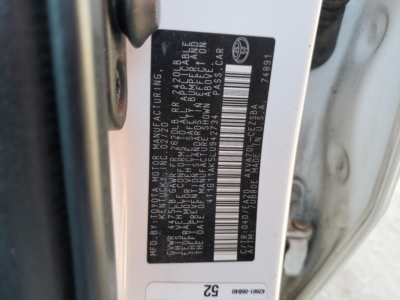 2020 Toyota Camry - Image 12