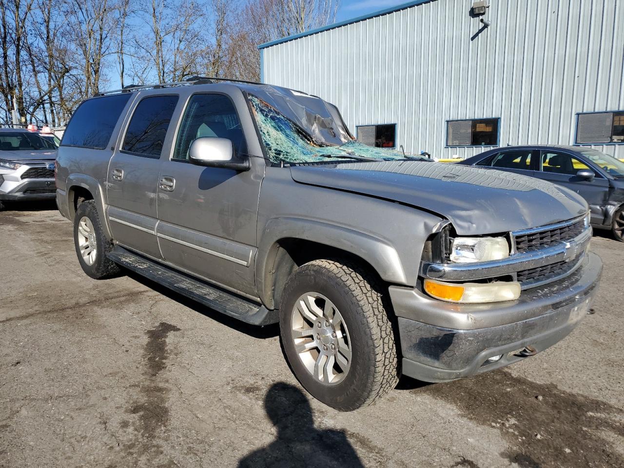 2002 Chevrolet Suburban - Image 4