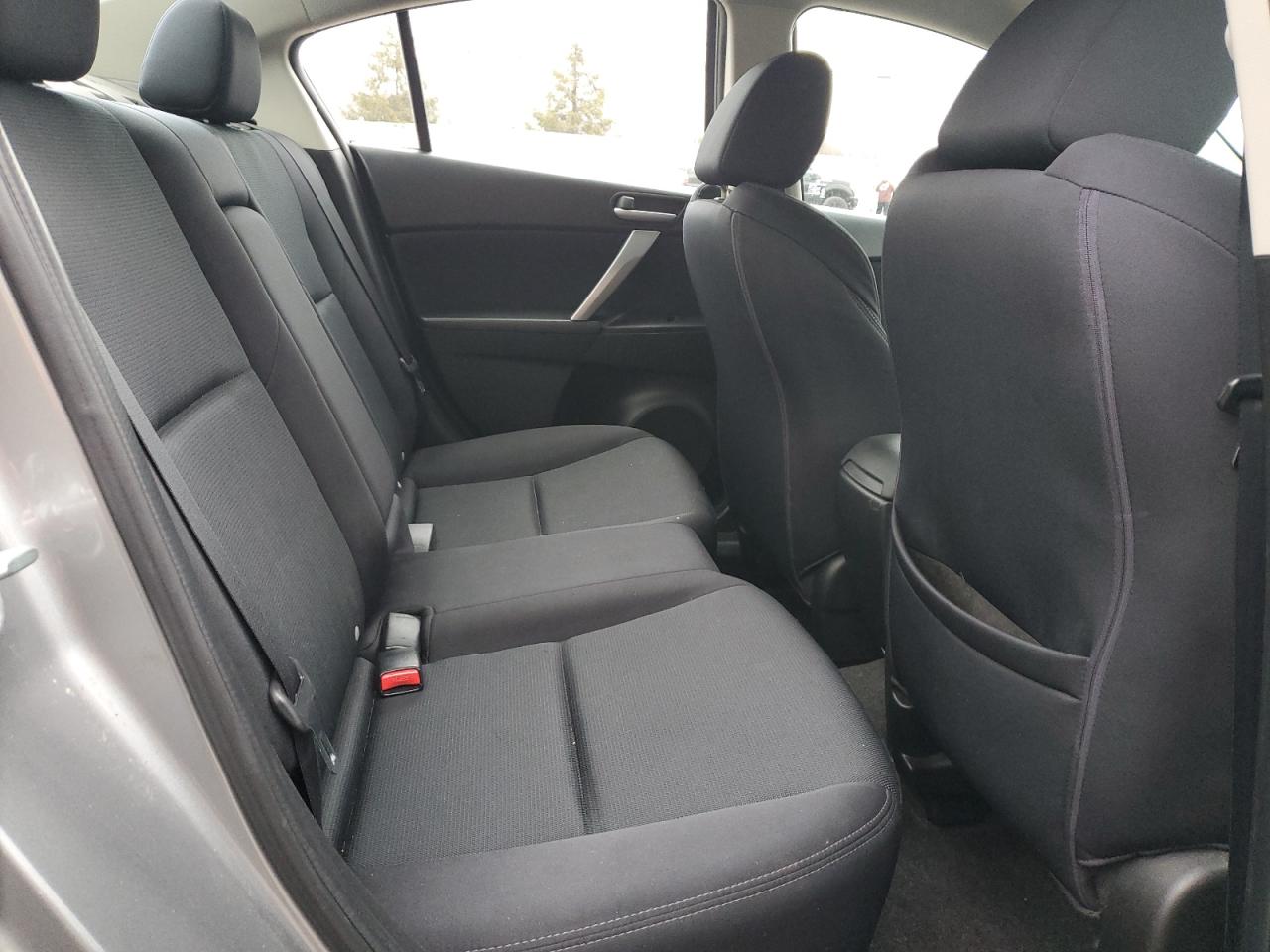 2011 Mazda 3 - Image 10