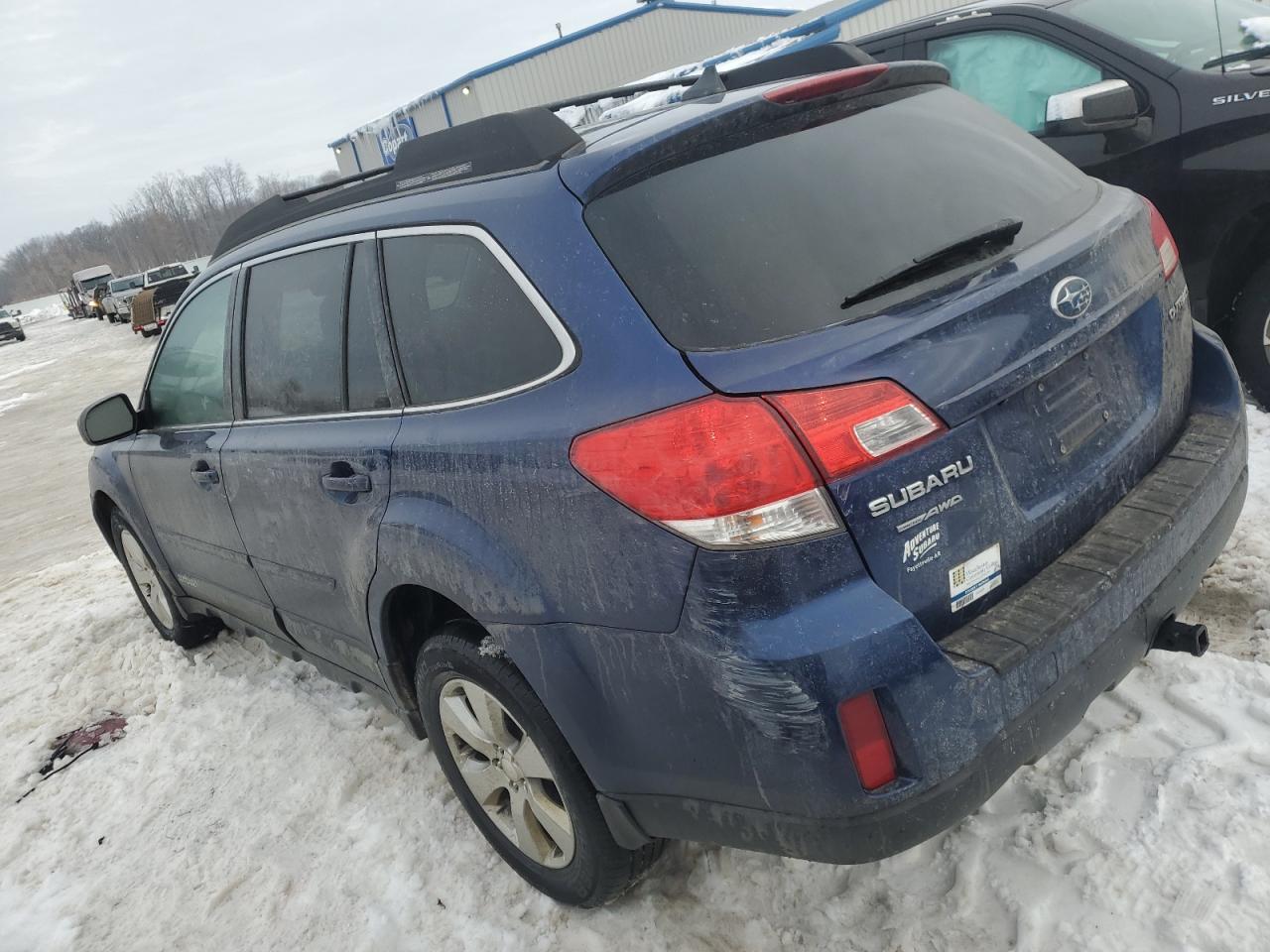 2011 Subaru Outback - Image 2