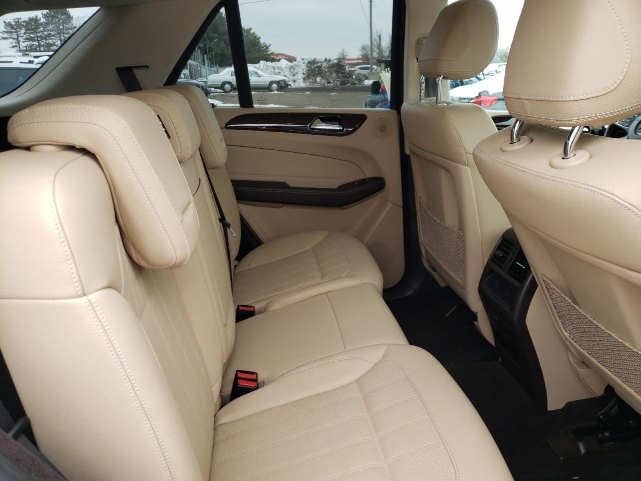 2018 Mercedes-Benz GLE - Image 12