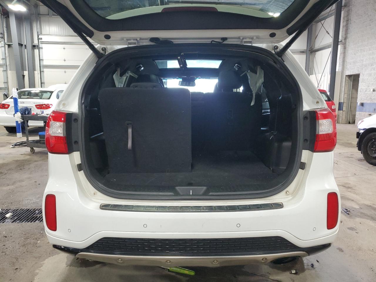2015 Kia Sorento - Image 6