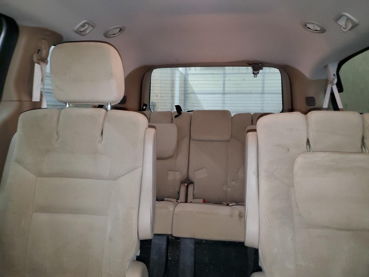 2014 Dodge Caravan - Image 10
