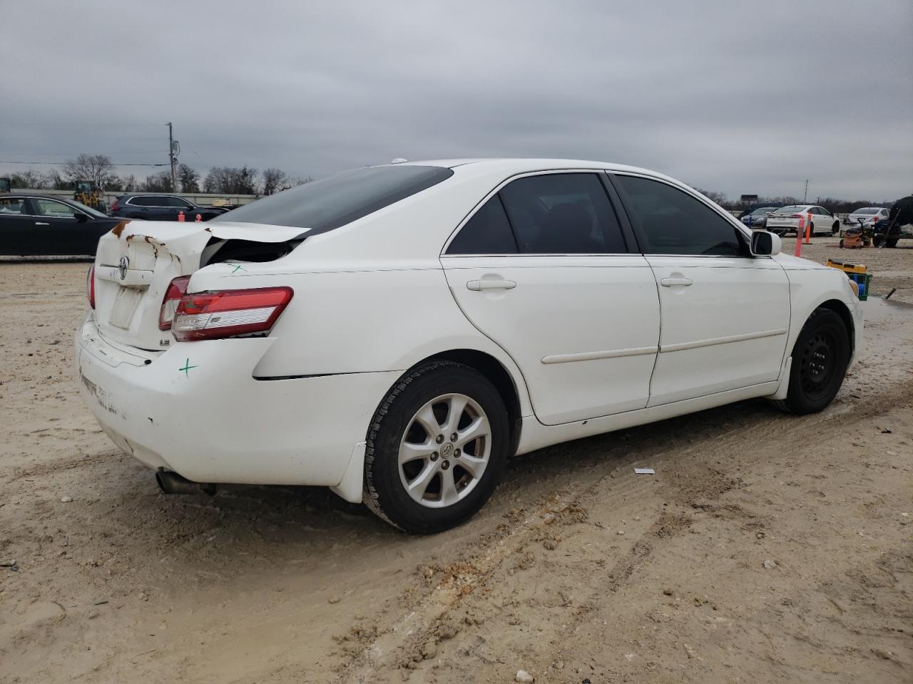 2011 Toyota Camry - Image 3