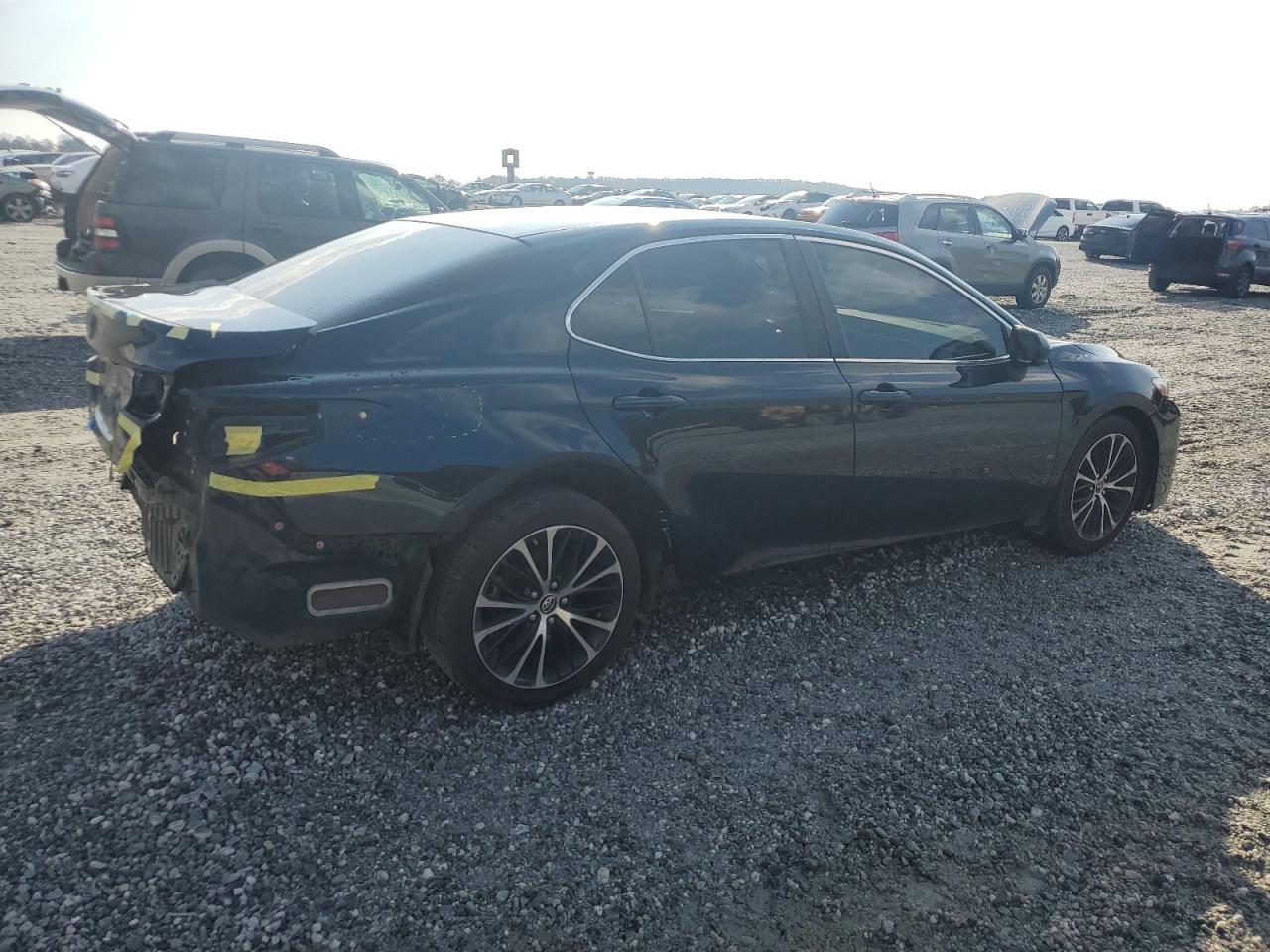 2018 Toyota Camry - Image 3