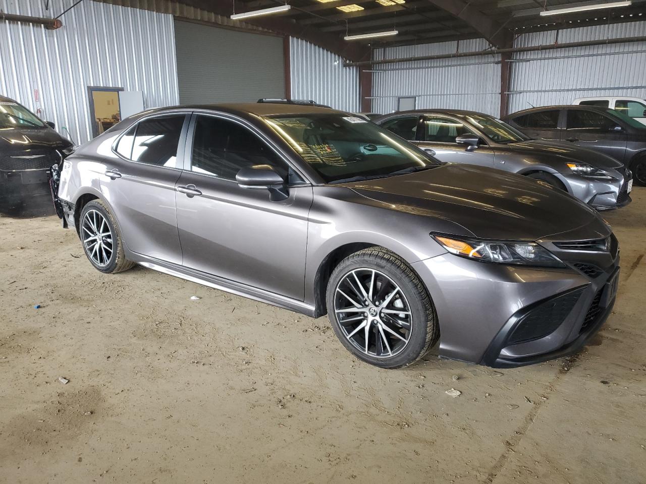 4T1G11AKXNU661869 TOYOTA CAMRY 2022