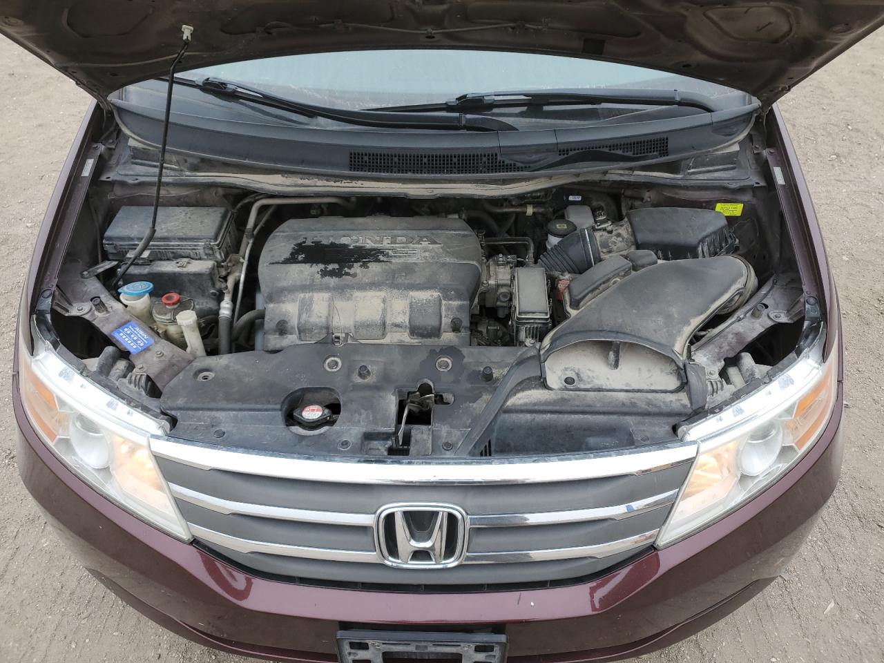 2011 Honda Odyssey - Image 12