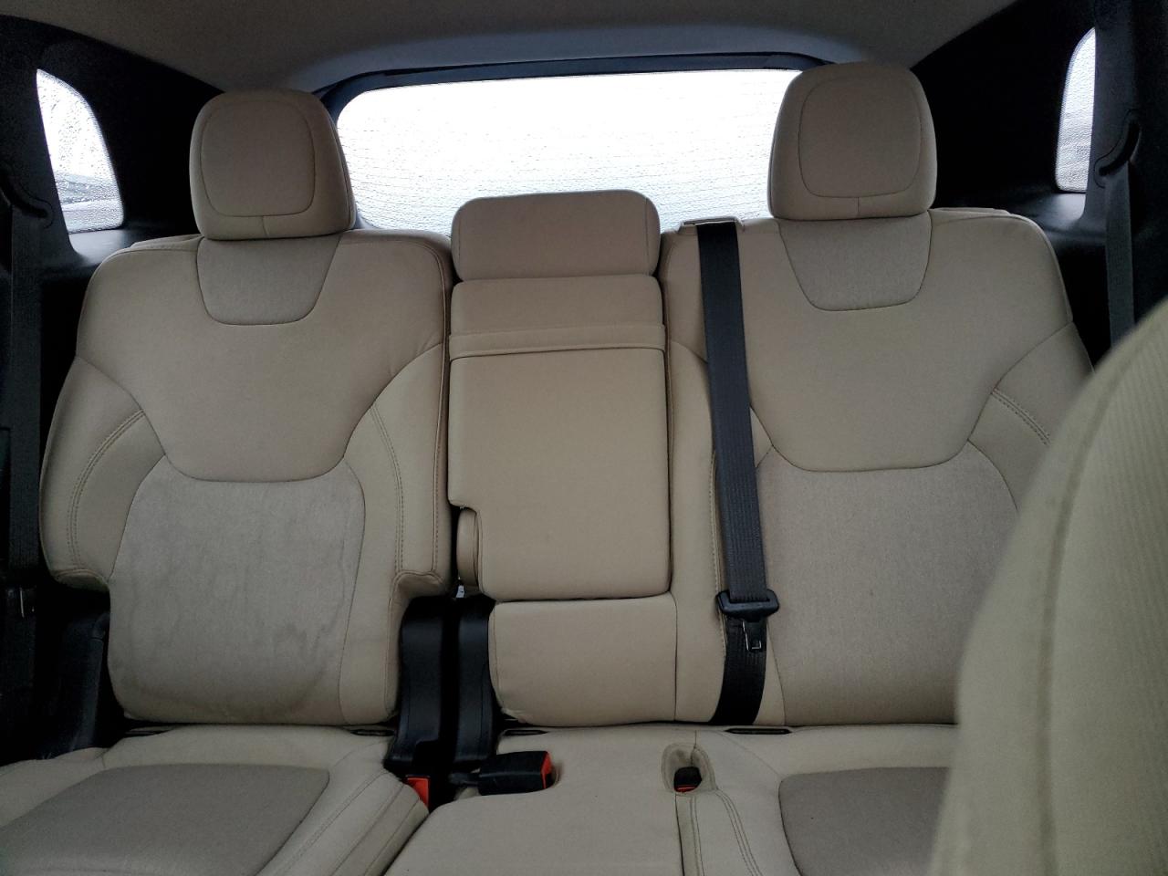 2015 Jeep Grand Cherokee - Image 10