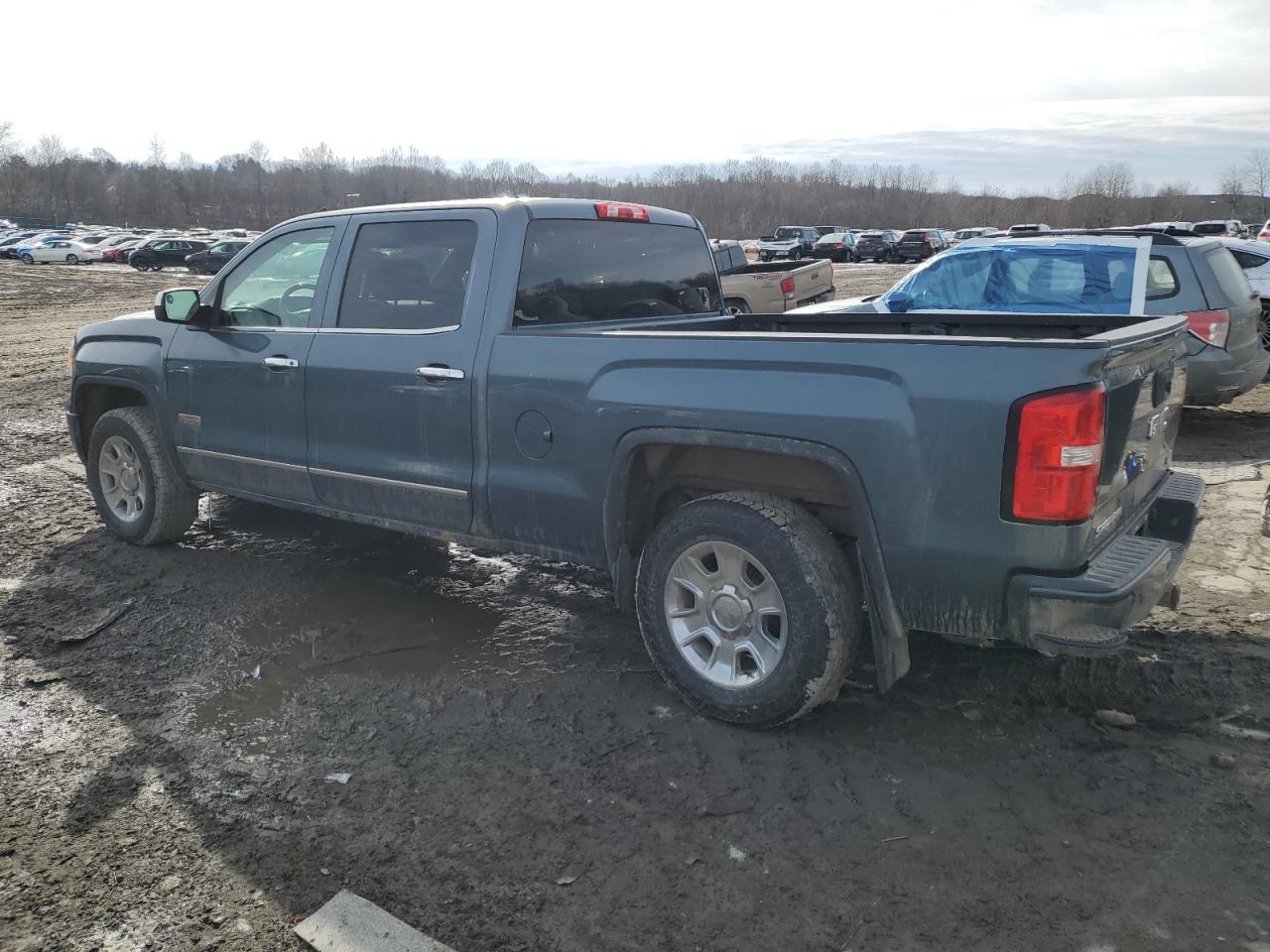 2014 GMC Sierra - Image 2