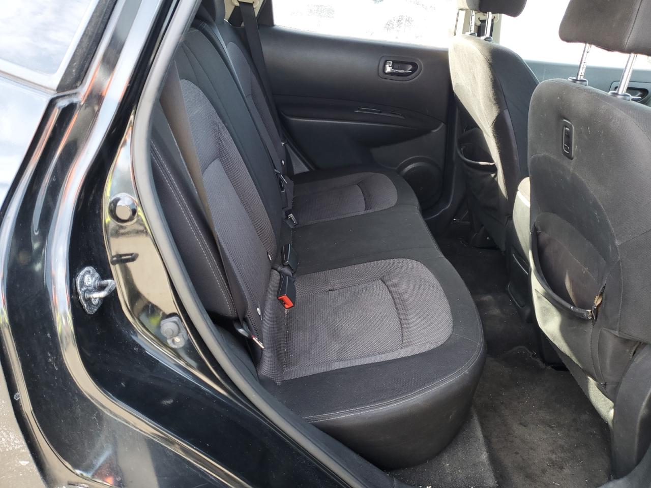 2012 Nissan Rogue - Image 11