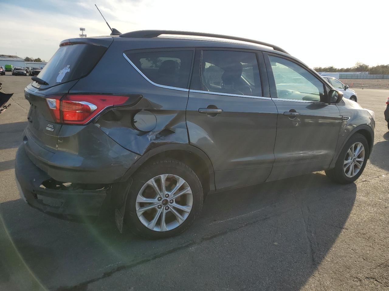 1FMCU9HD4KUB42386 FORD ESCAPE 2019