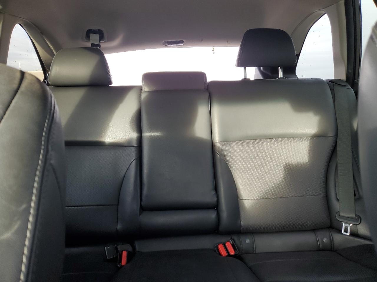 2016 Subaru Outback - Image 10