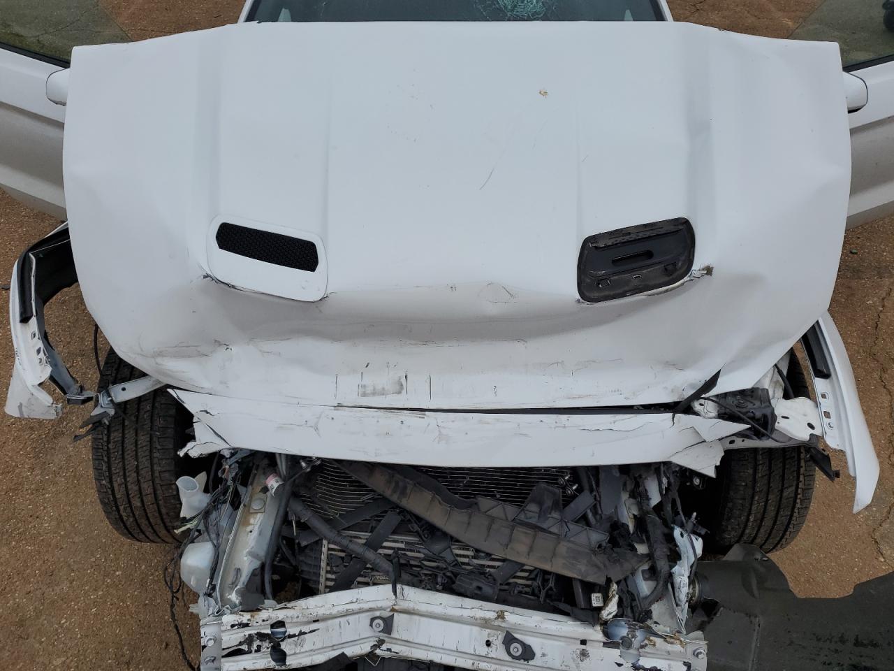 2019 Ford Mustang - Image 12