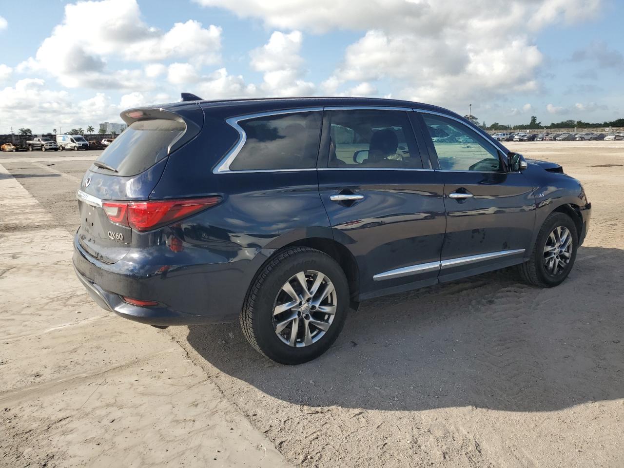 2020 Infiniti QX60 - Image 3