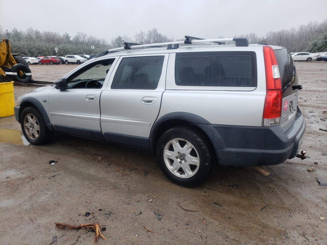 2006 Volvo XC70 - Image 2