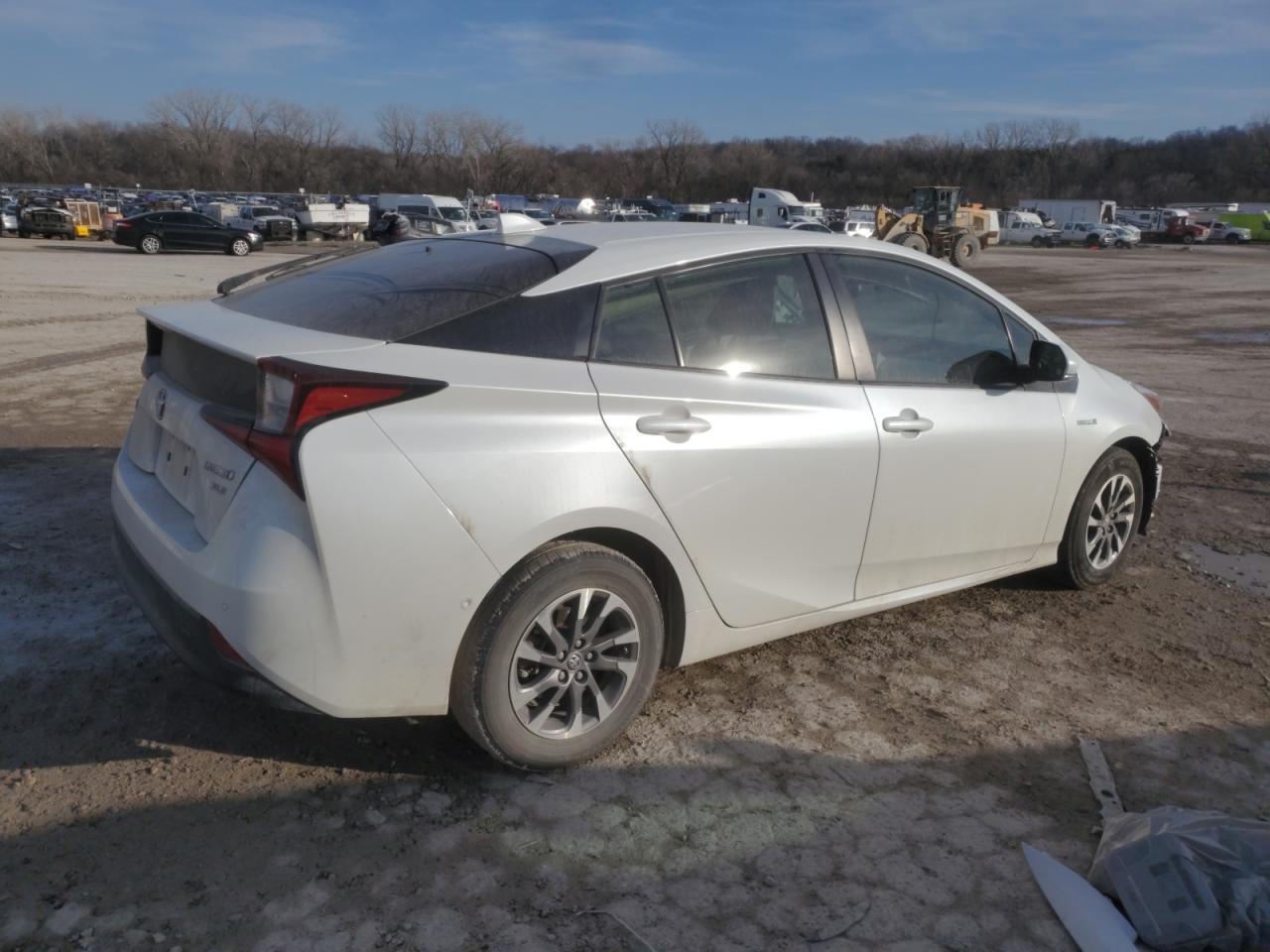 2021 Toyota Prius - Image 3