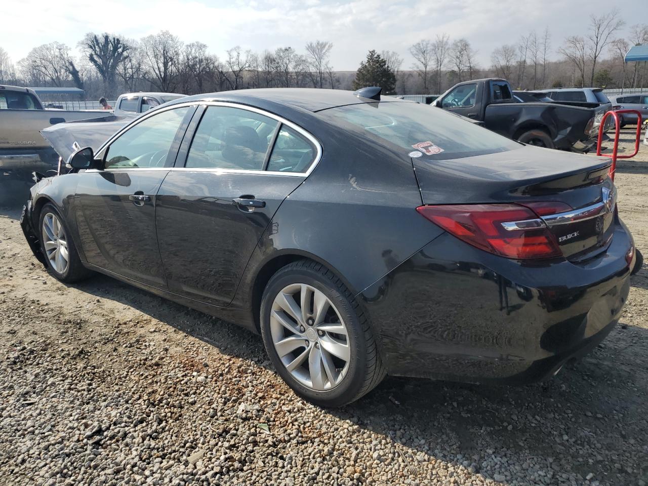 2015 Buick Regal - Image 2