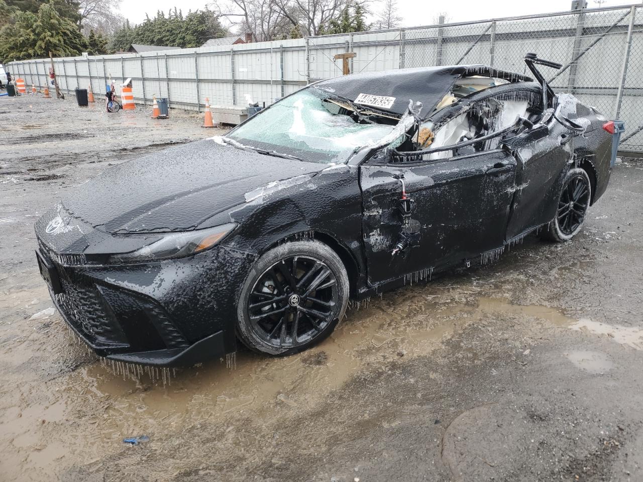 4T1DBADK8SU000266 TOYOTA CAMRY 2025