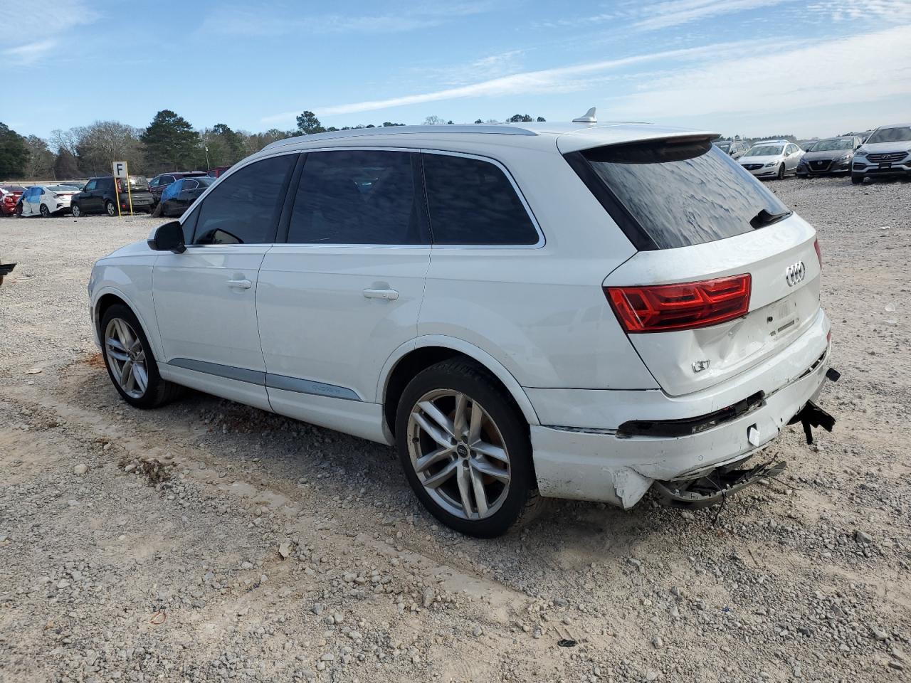 2018 Audi Q7 - Image 2
