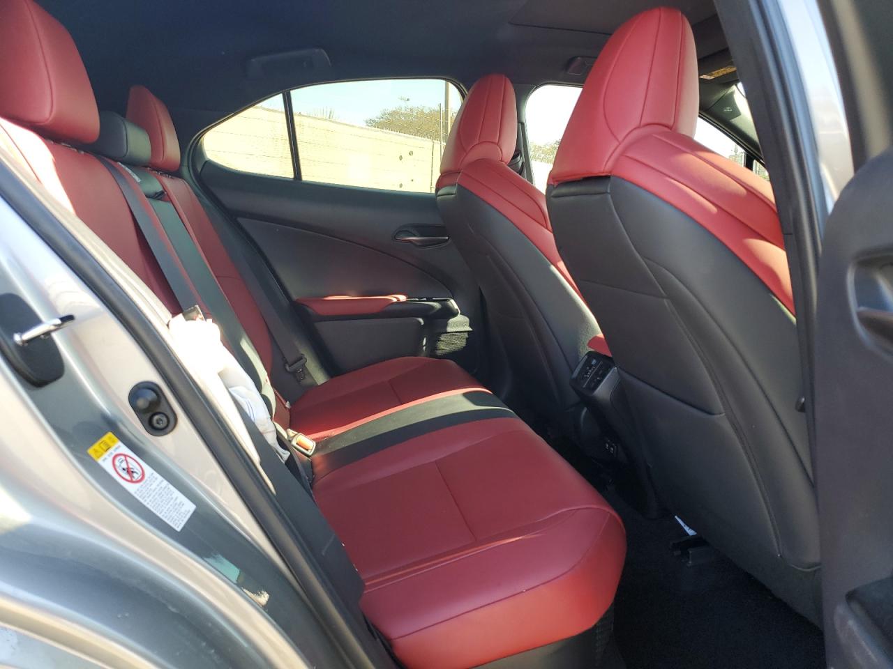 2019 Lexus UX - Image 11
