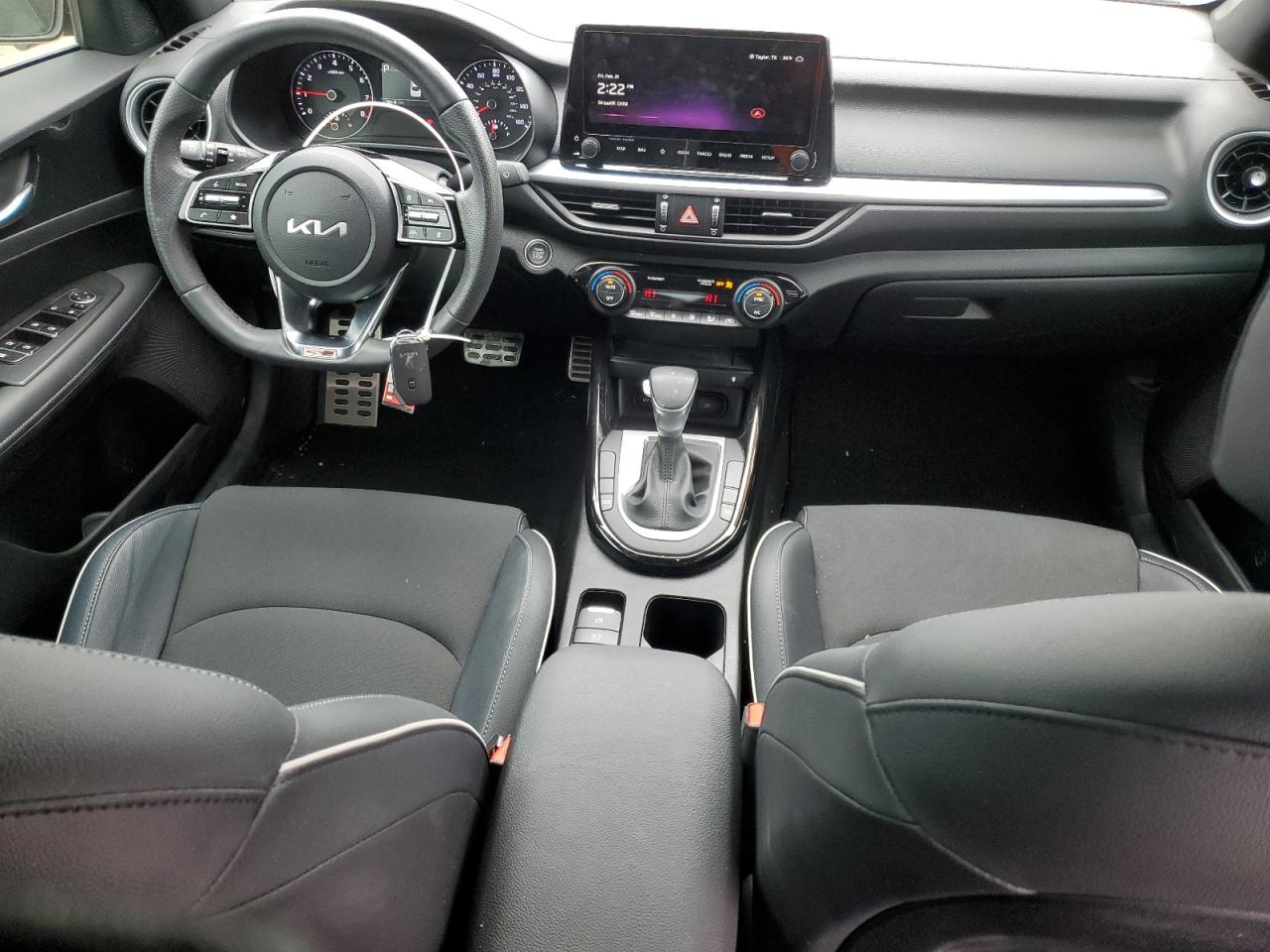 2024 Kia Forte - Image 8
