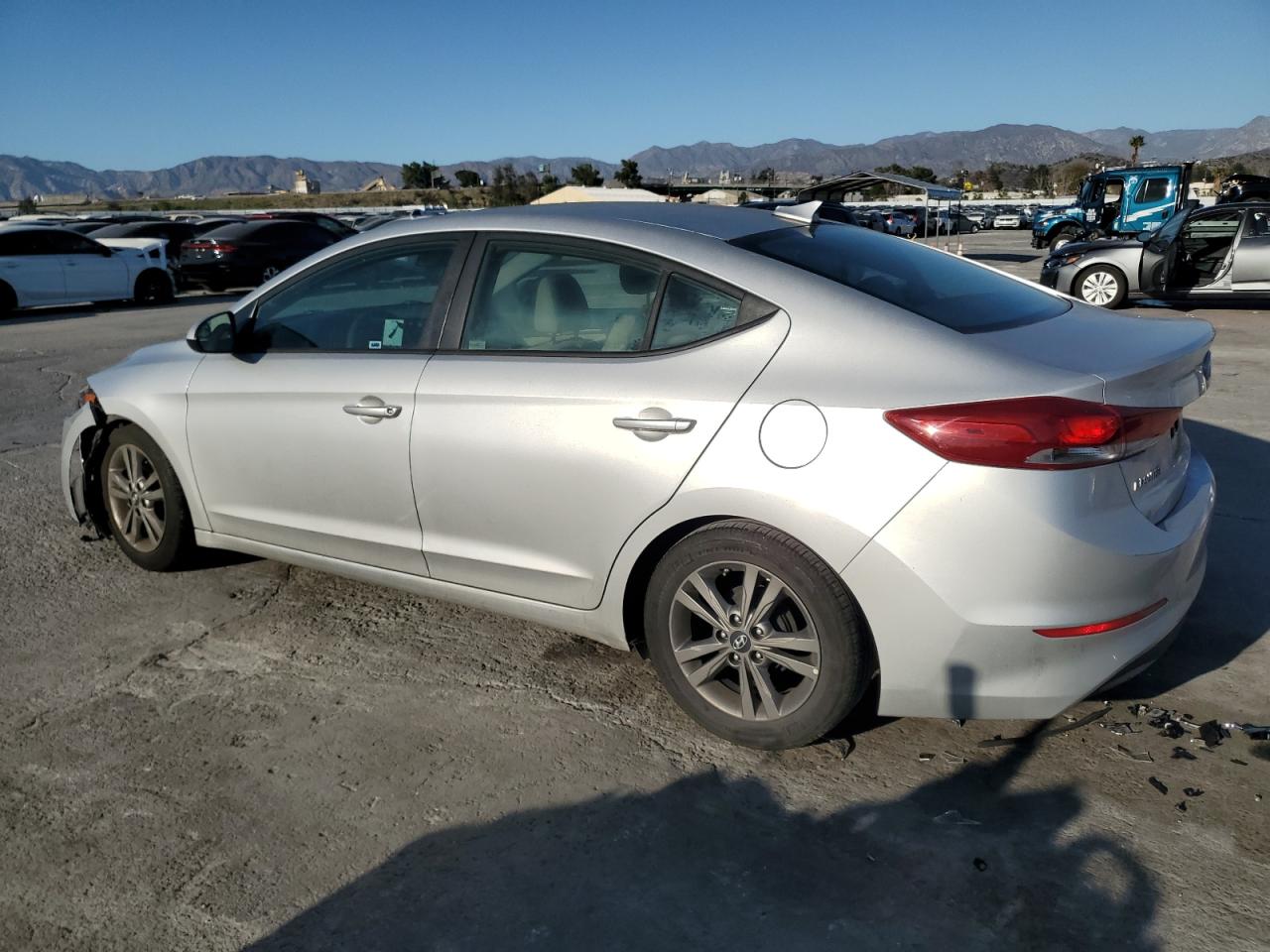 2017 Hyundai Elantra - Image 2