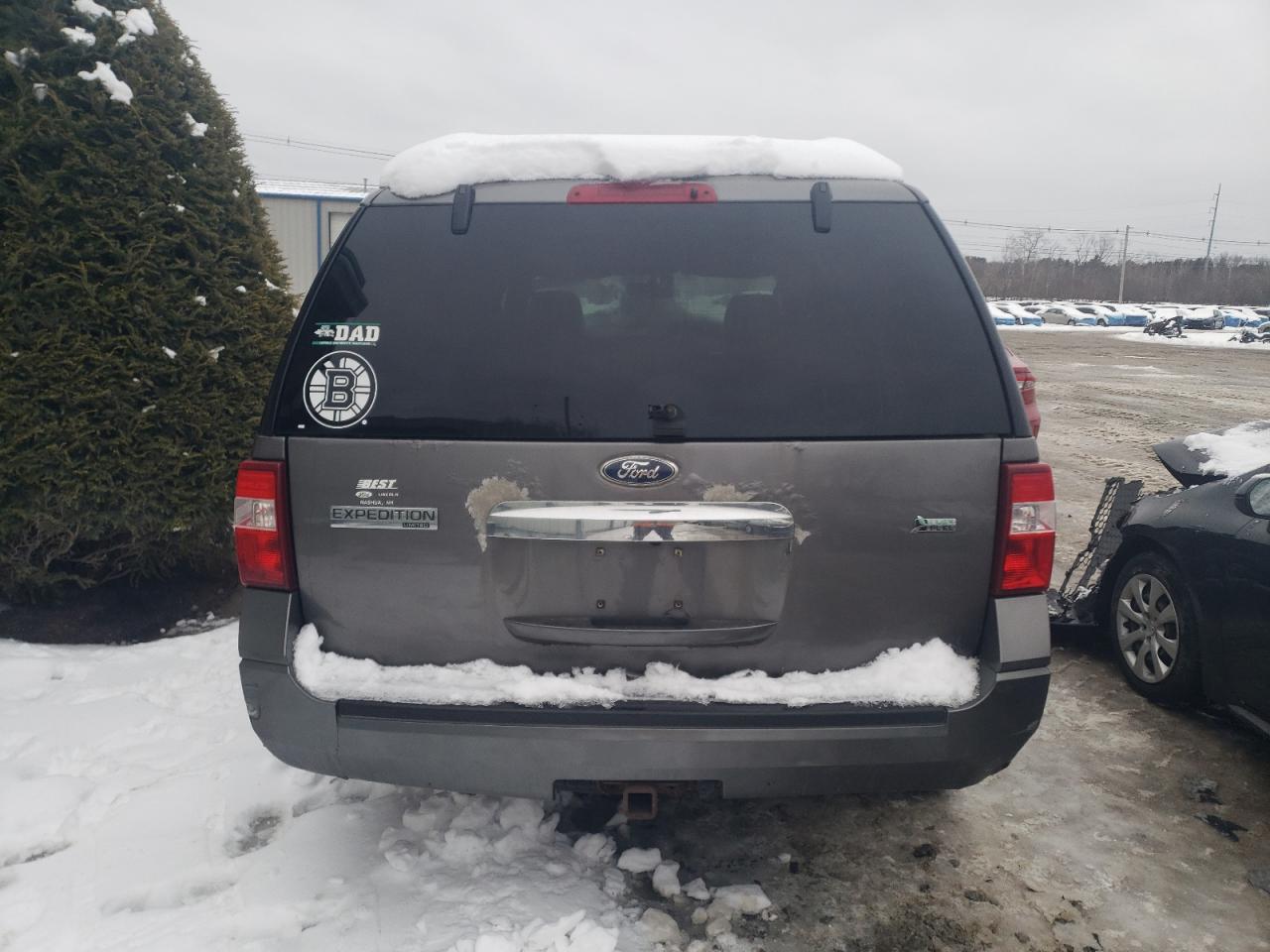 2010 Ford Expedition - Image 6