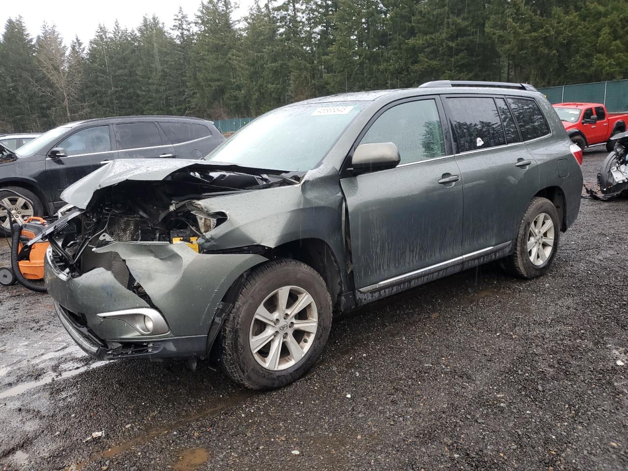 2013 Toyota Highlander - Image 1