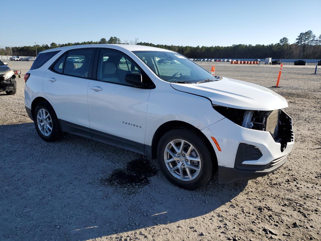 2022 Chevrolet Equinox - Image 4