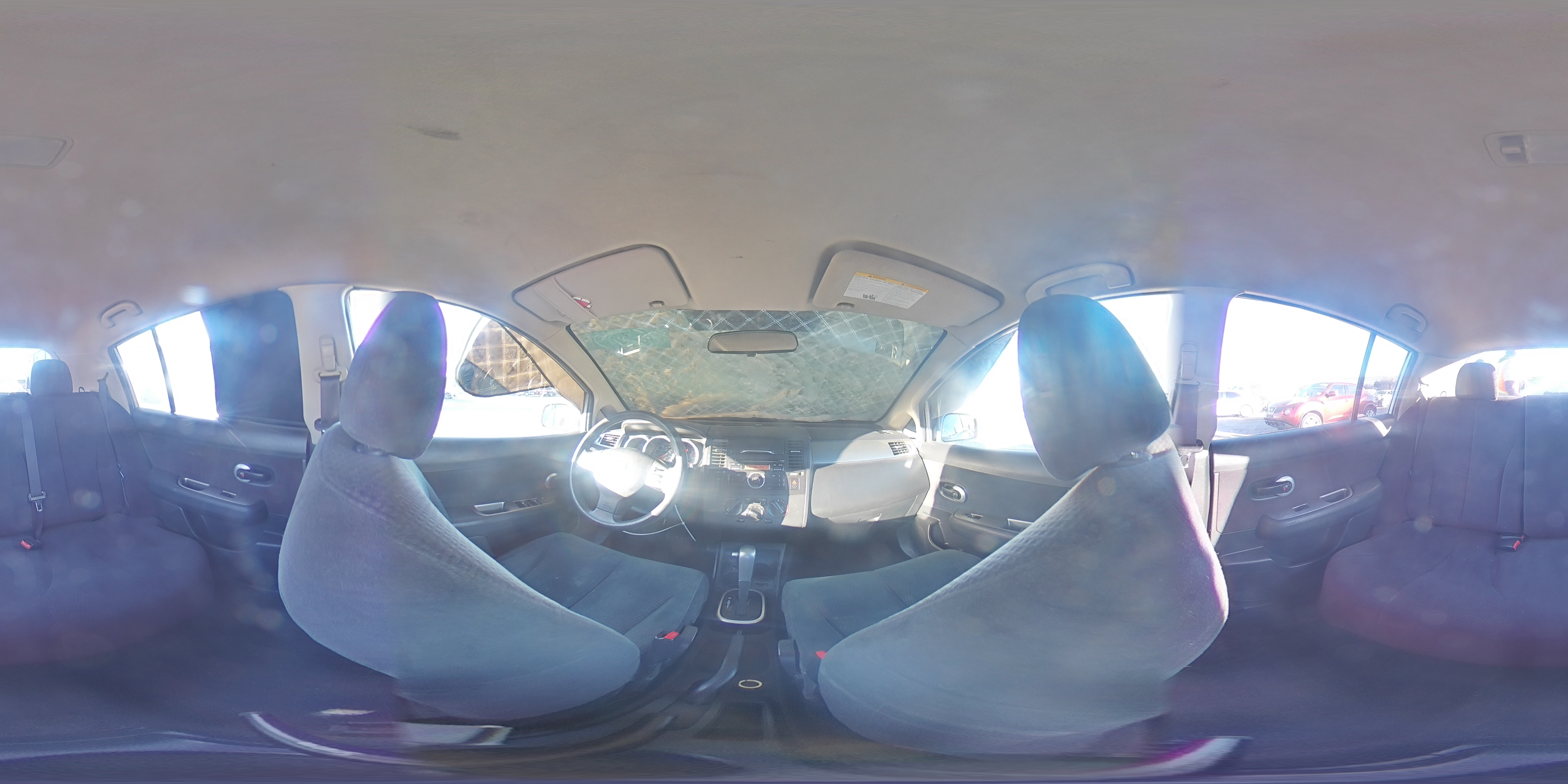 2012 Nissan Versa - Image 15