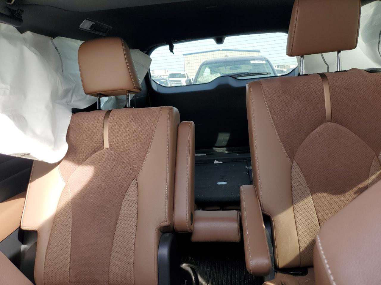 5TDADAB50RS005152 TOYOTA GRAND HIGH 2024