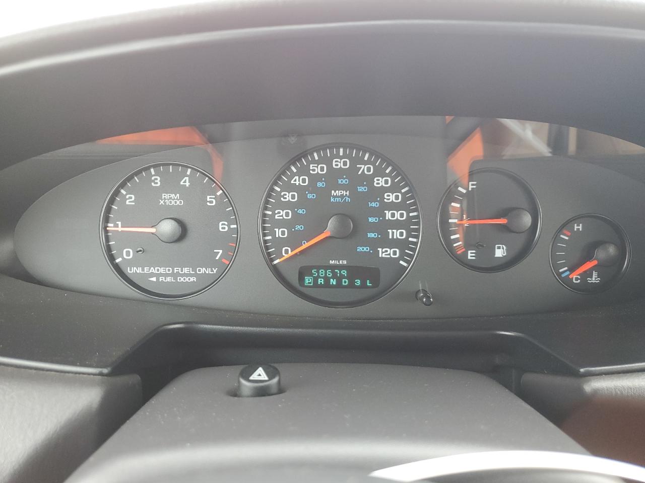1999 Chrysler Sebring - Image 9