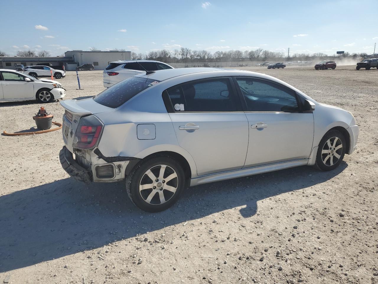 2012 Nissan Sentra - Image 3