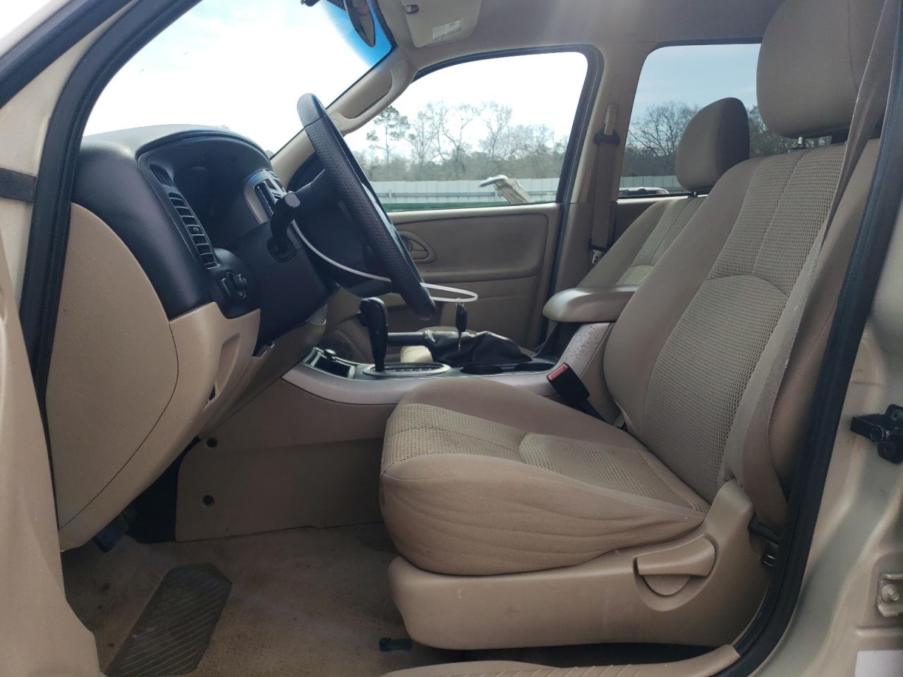 2005 Mazda Tribute S VIN: 4F2CZ04135KM64837 Lot: 45574335