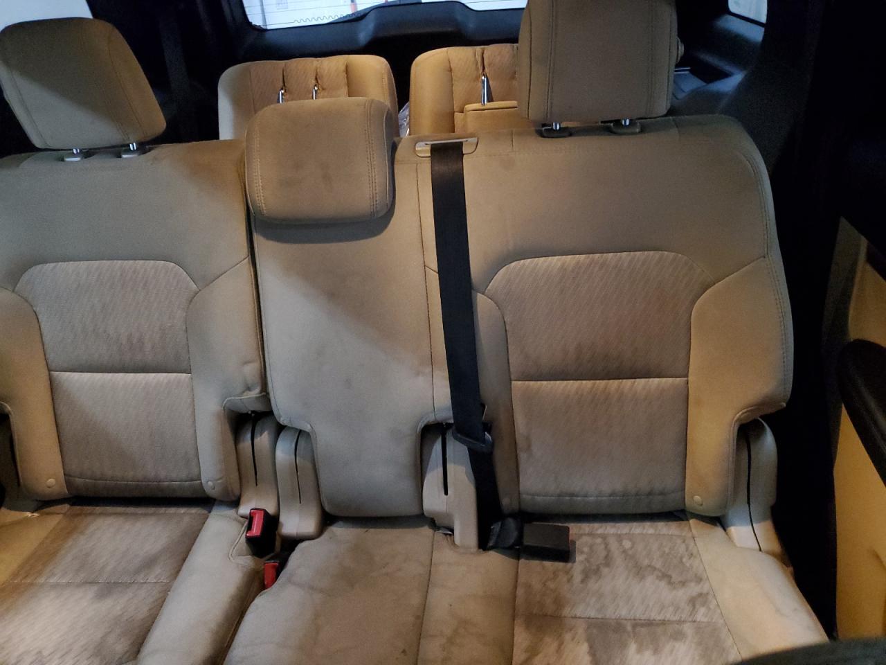 2016 Ford Explorer - Image 10